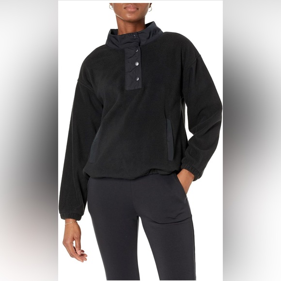 NWT Amazon Essential Women’s Relaxed Fit  Microfleece High Neck Black Pu… - Picture 6 of 9